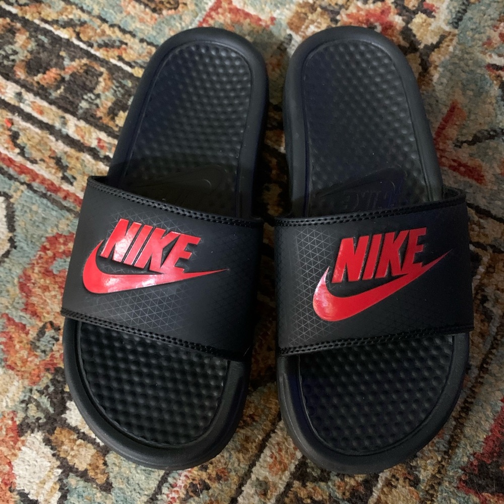 Nike slides